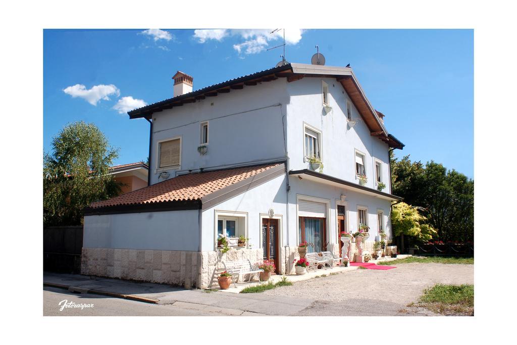Villa Fiorita Monfalcone Oda fotoğraf
