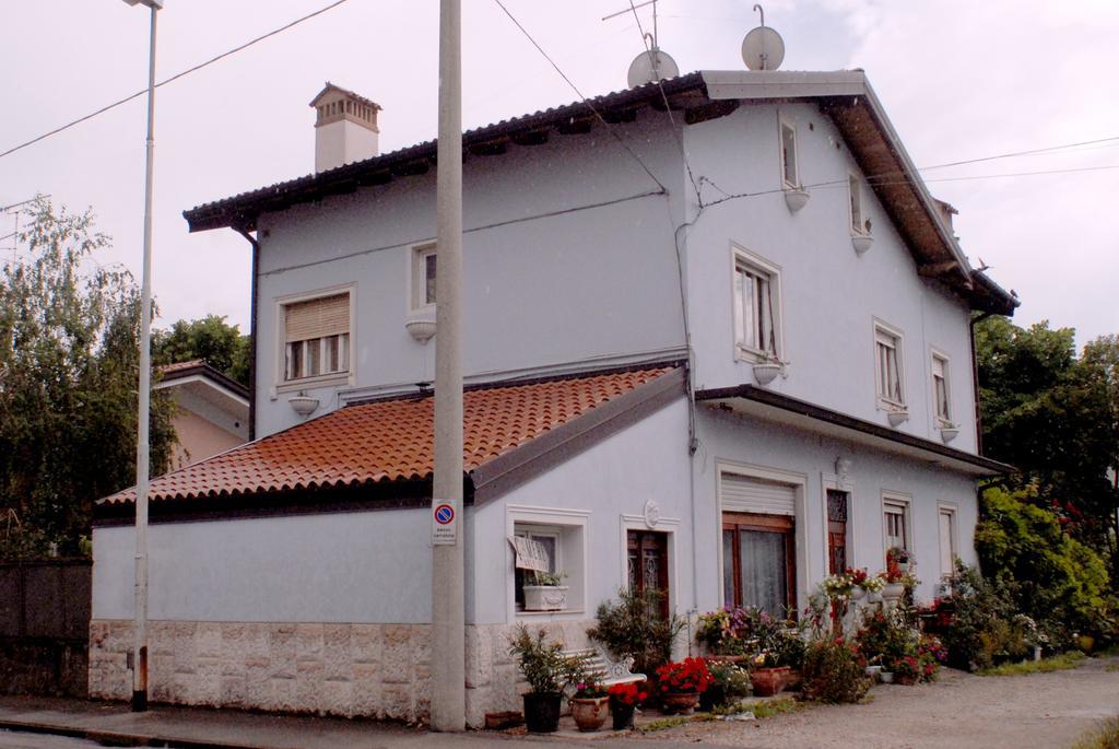 Villa Fiorita Monfalcone Oda fotoğraf
